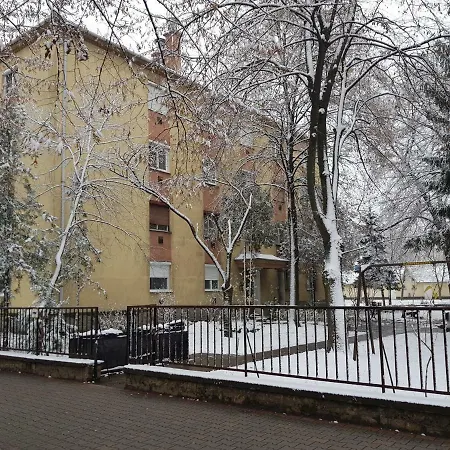 Lia * Kiskunhalas